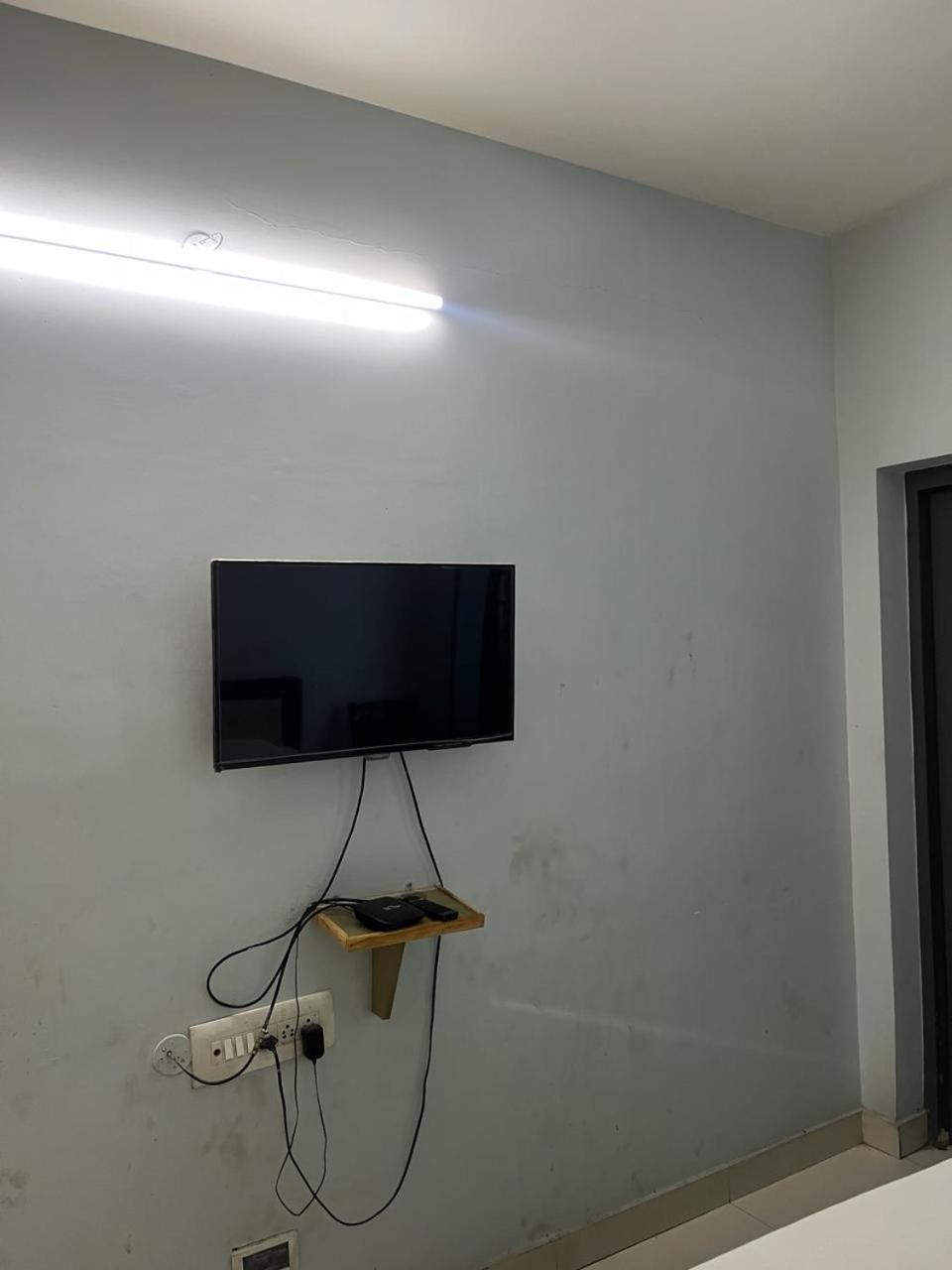 The Alp Hotel مادوراي المظهر الخارجي الصورة