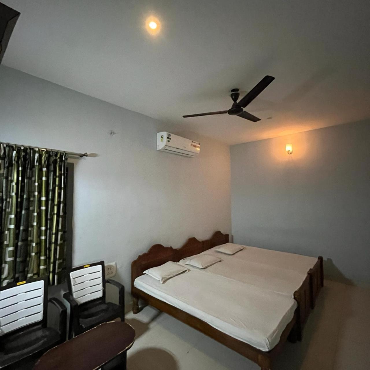The Alp Hotel مادوراي المظهر الخارجي الصورة