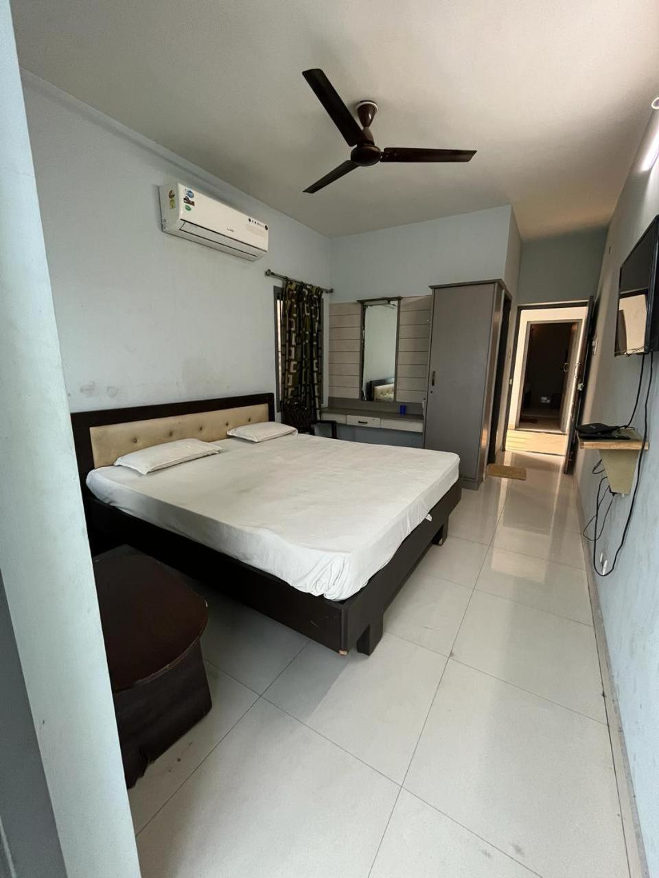 The Alp Hotel مادوراي المظهر الخارجي الصورة