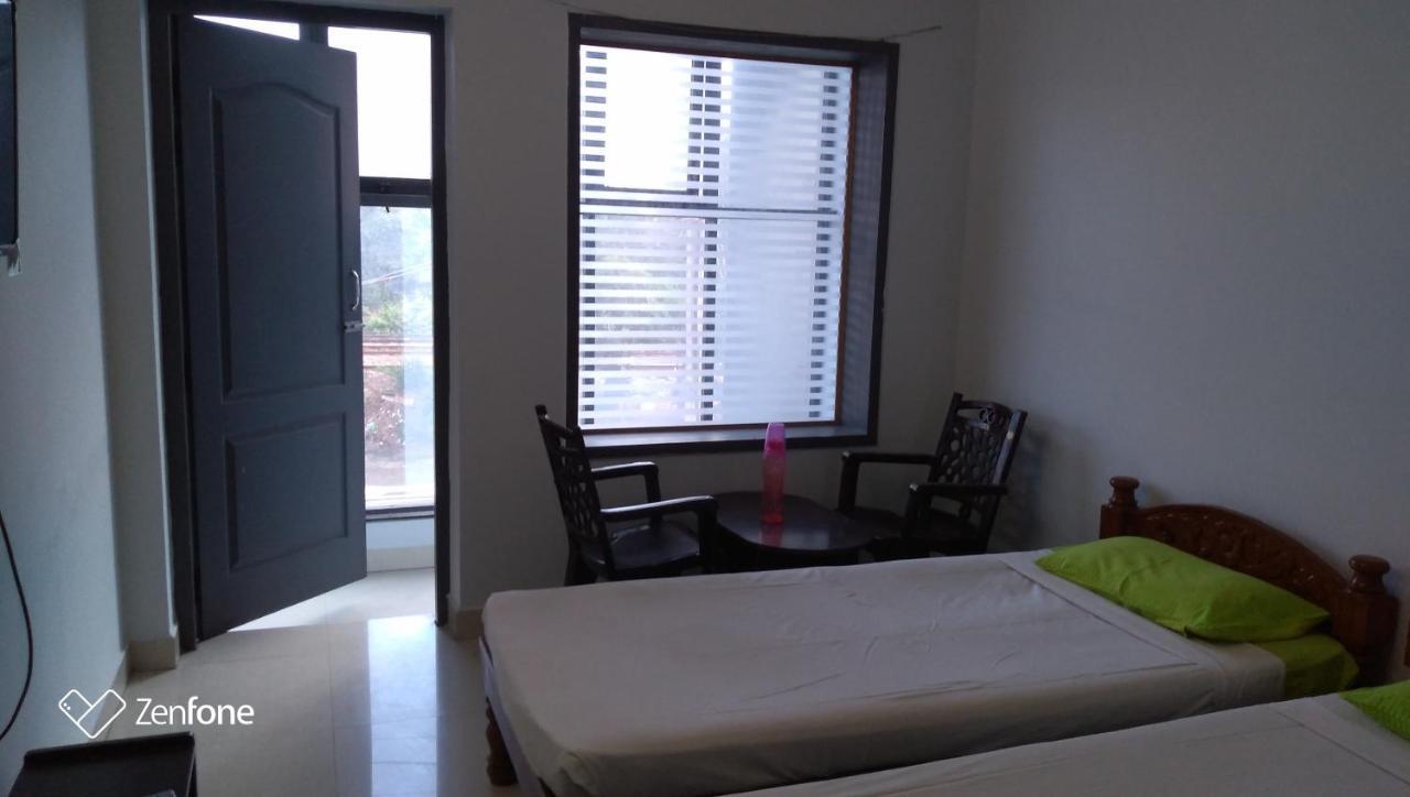 The Alp Hotel مادوراي المظهر الخارجي الصورة